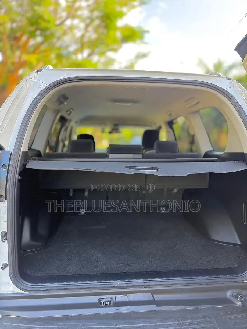 Toyota Land Cruiser Prado 2021 White