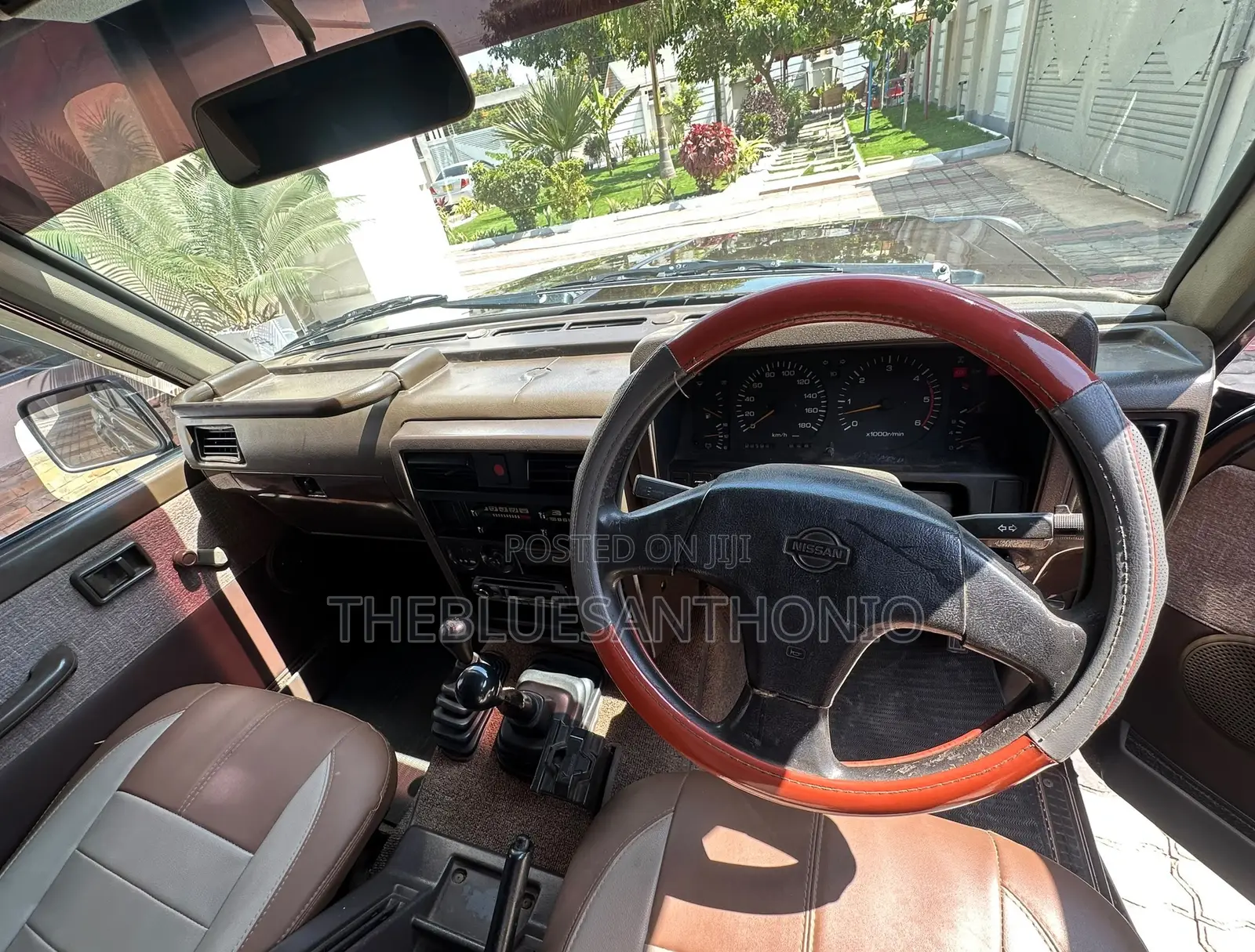Nissan Patrol 1993 Brown