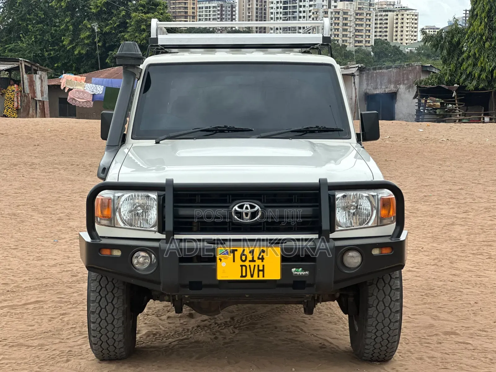 Toyota Land Cruiser 2018 White