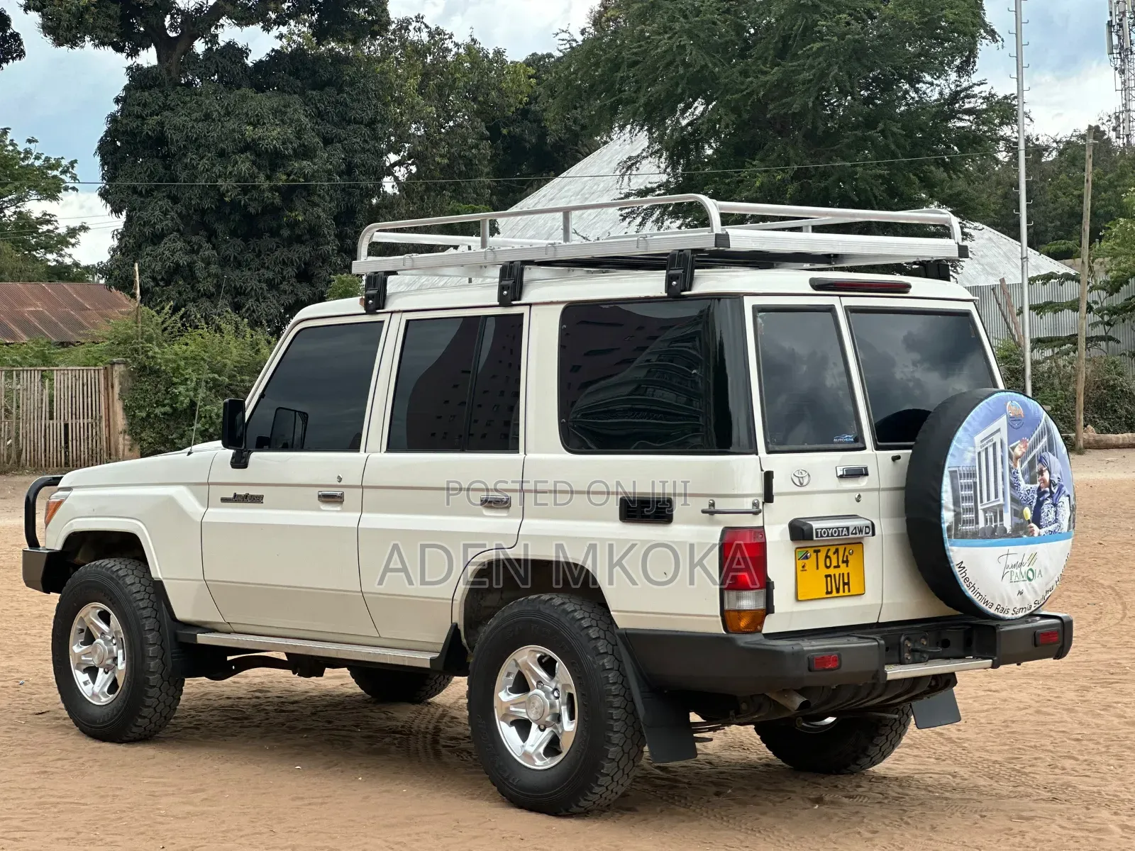 Toyota Land Cruiser 2018 White