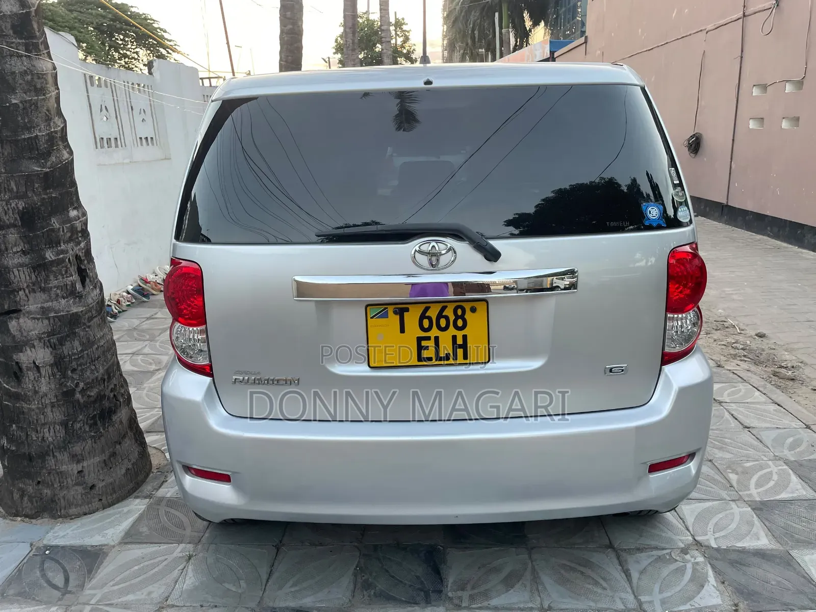 Toyota Corolla Rumion 2009 Silver
