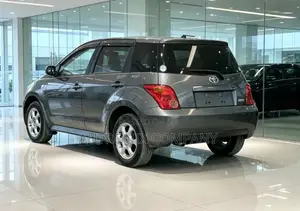 Toyota IST 2004 Gray