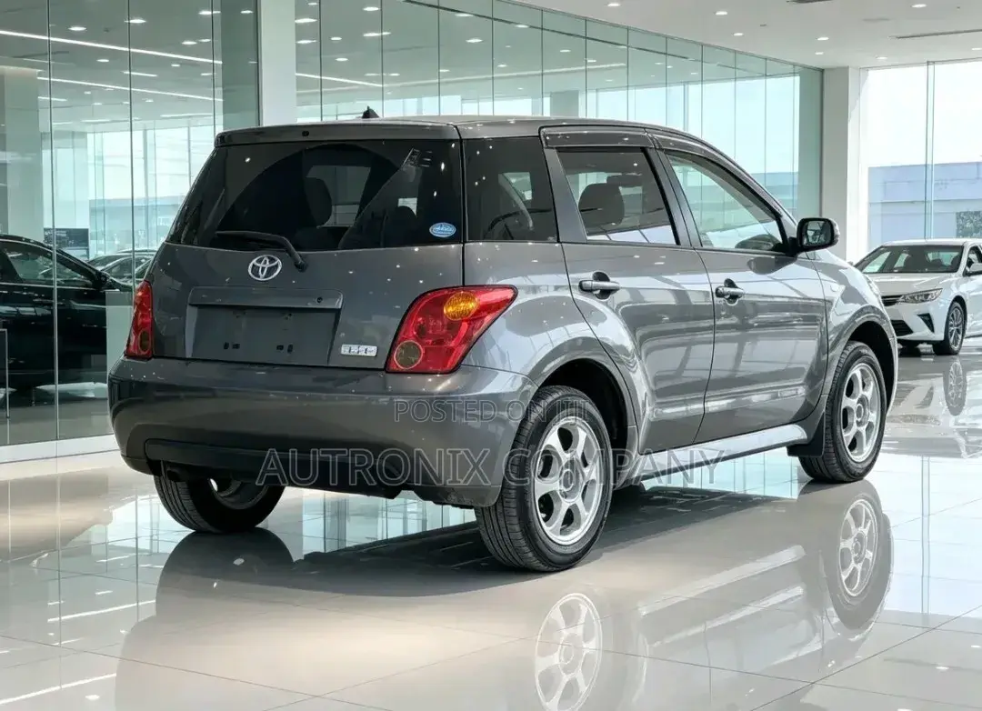Toyota IST 2004 Gray