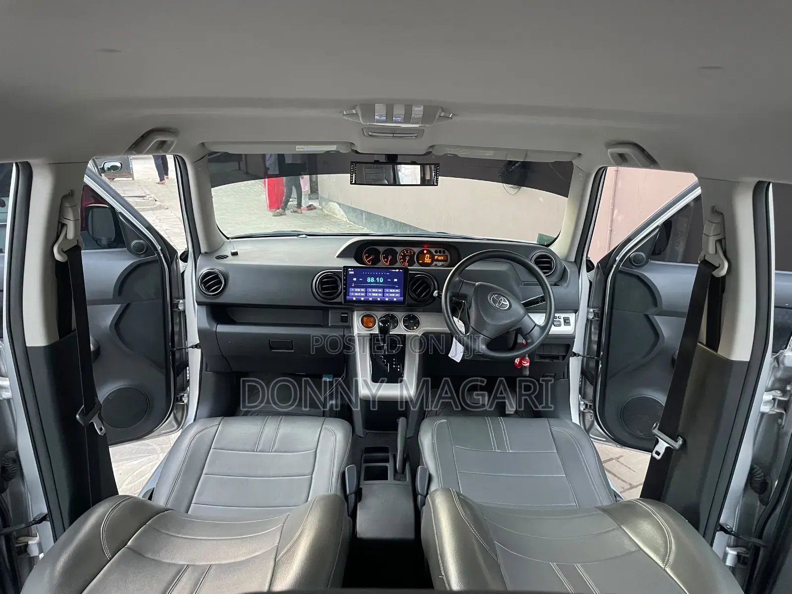 Toyota Corolla Rumion 2009 Silver