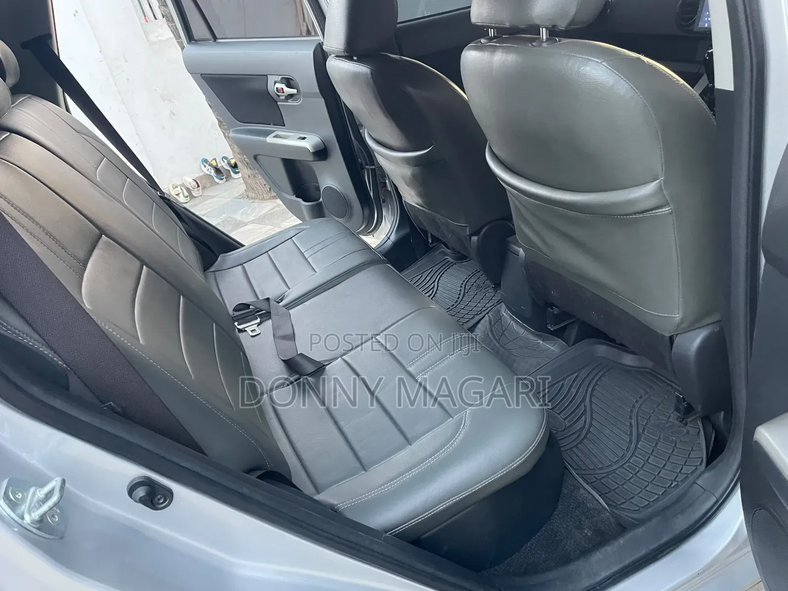 Toyota Corolla Rumion 2009 Silver