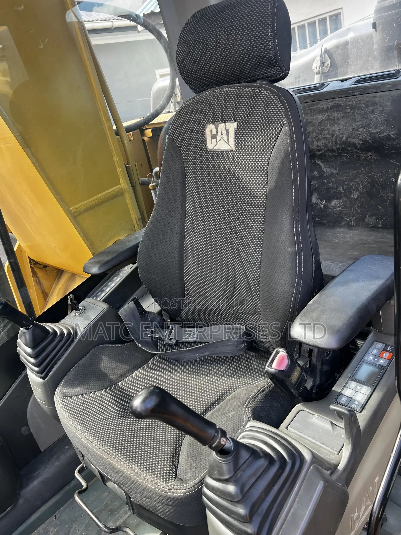 Cat320d2 for Sell and Rental Service