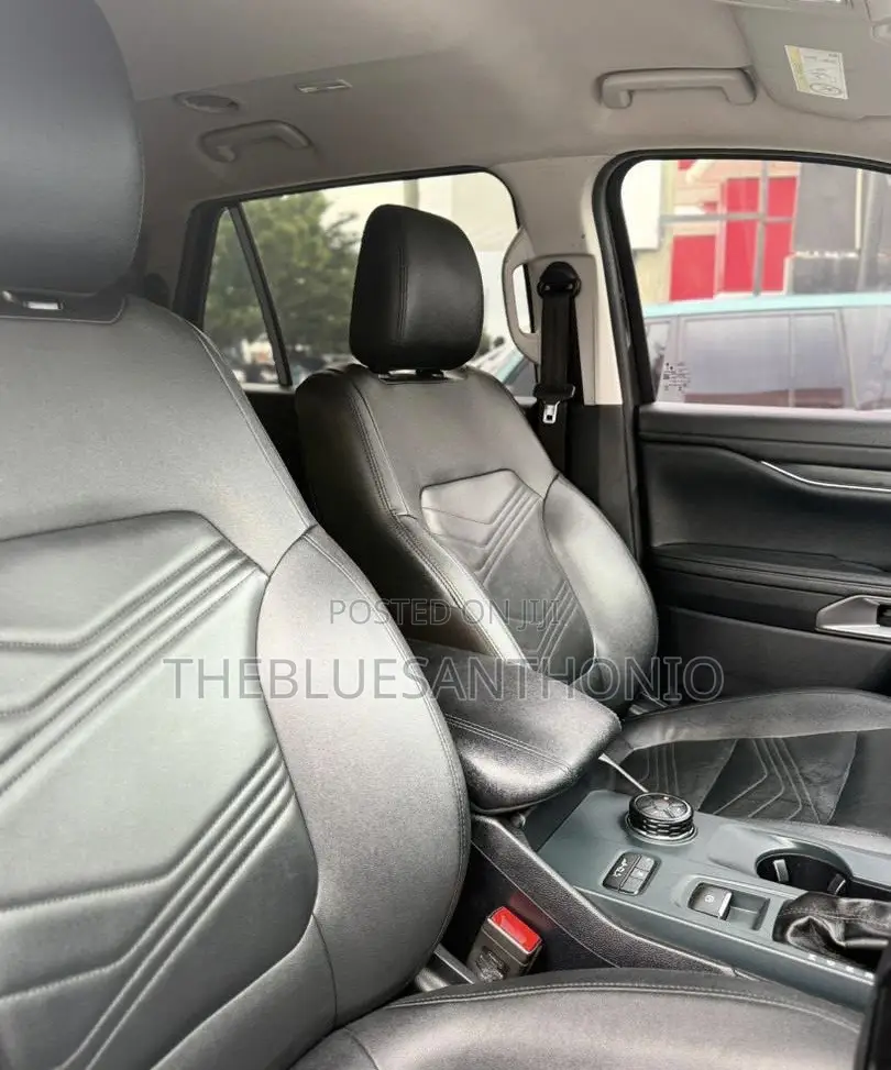 Ford Everest 2023 Gray