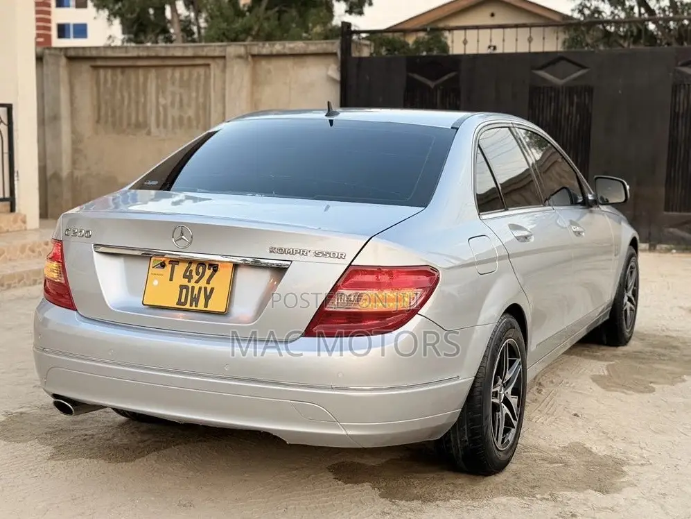 Mercedes-Benz C200 2008 Silver