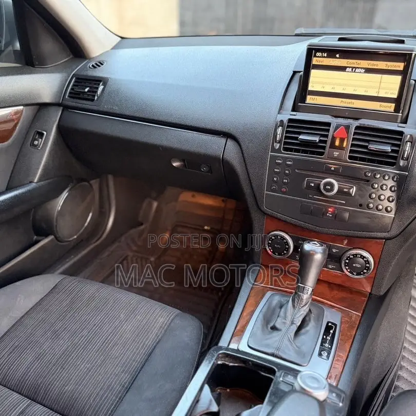 Mercedes-Benz C200 2008 Silver