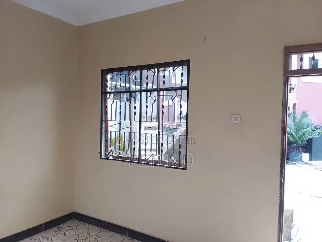 Furnished 1bdrm Apartment in Kimara for rent