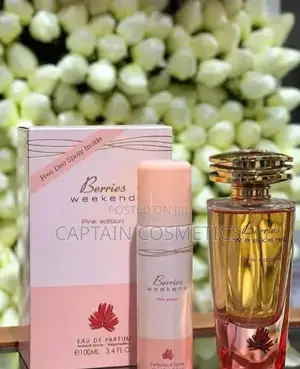 Berries Weekend – Pink Edition Eau De Parfum.
