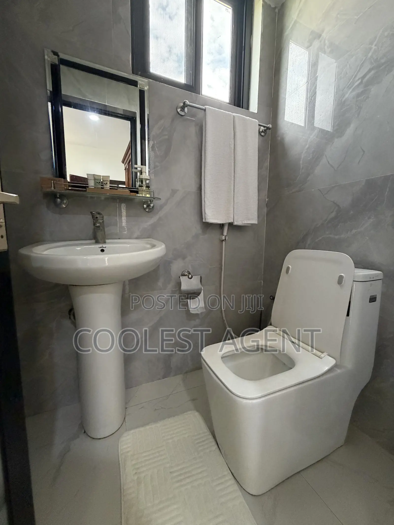 Furnished 2bdrm Apartment in Coolest Estate, Oyster Bay for rent