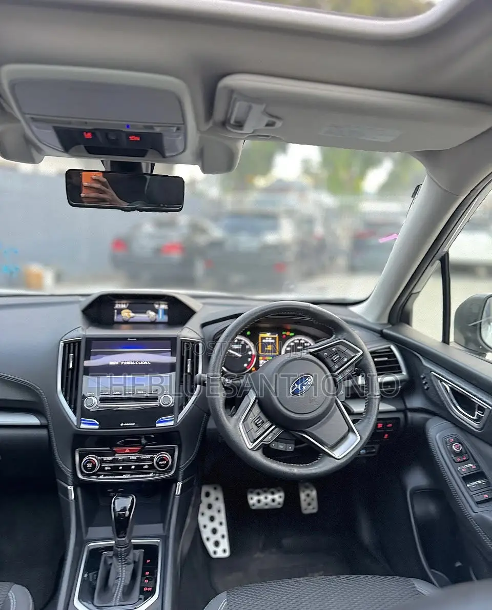 Subaru Forester 2019 Silver