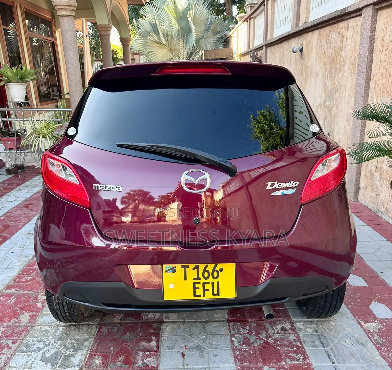 Mazda Demio 2012 Maroon
