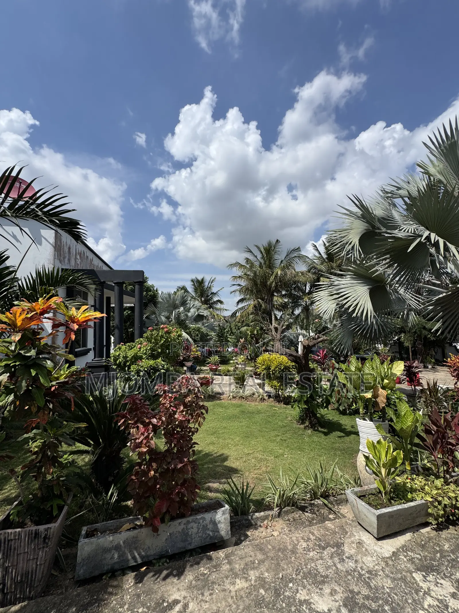 Furnished 3bdrm Bungalow in Mbezi for sale