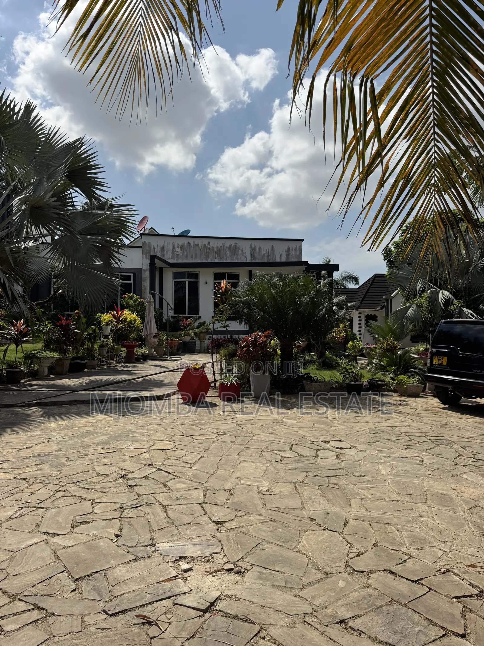 Furnished 3bdrm Bungalow in Mbezi for sale