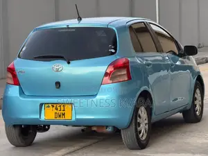 Toyota Vitz 2006 Blue