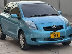 Toyota Vitz 2006 Blue