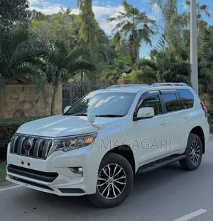 Toyota Land Cruiser Prado 2020 White