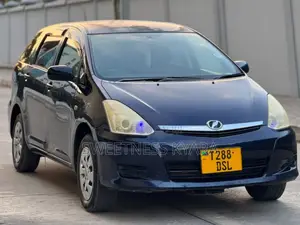 Toyota Wish 2005 Blue
