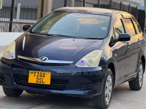 Toyota Wish 2005 Blue