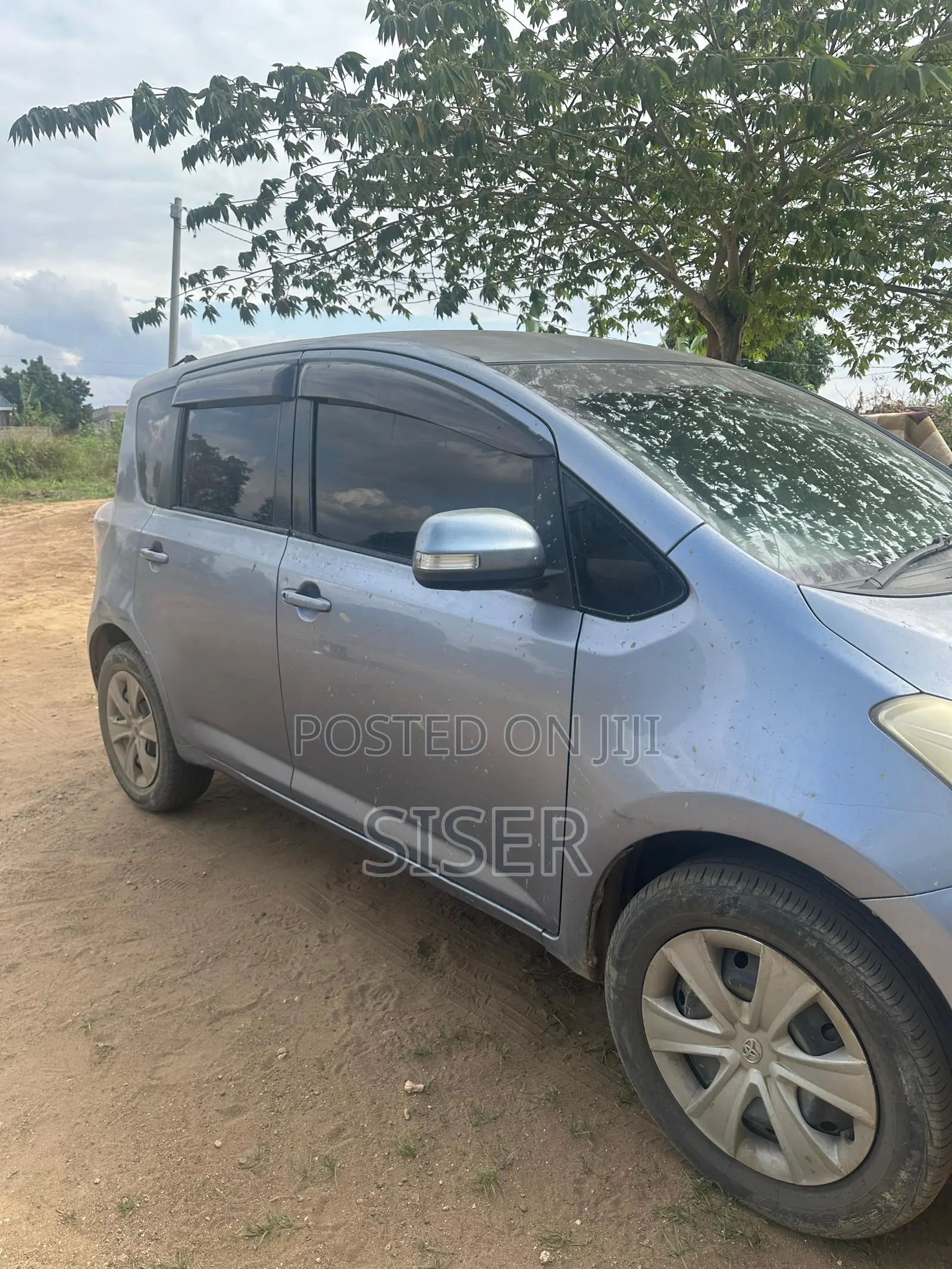 Toyota Ractis 1.5 FWD 2006 Gray
