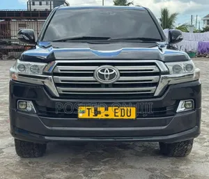 Toyota Land Cruiser 2011 Black