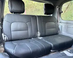 Toyota Land Cruiser 2001 Gray