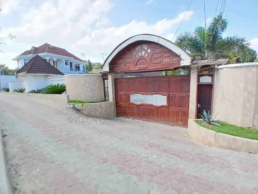 3bdrm House in Kimara for sale