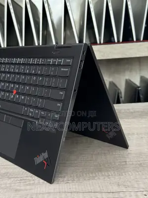 Laptop Lenovo ThinkPad X1 Yoga 16GB Intel Core i7 SSD 1T