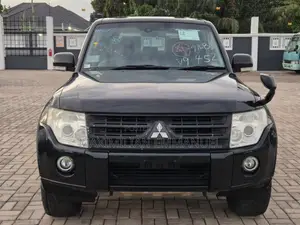 Mitsubishi Pajero 2008 Black