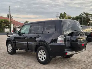 Mitsubishi Pajero 2008 Black