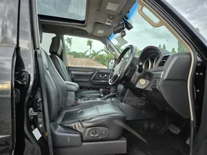 Mitsubishi Pajero 2008 Black
