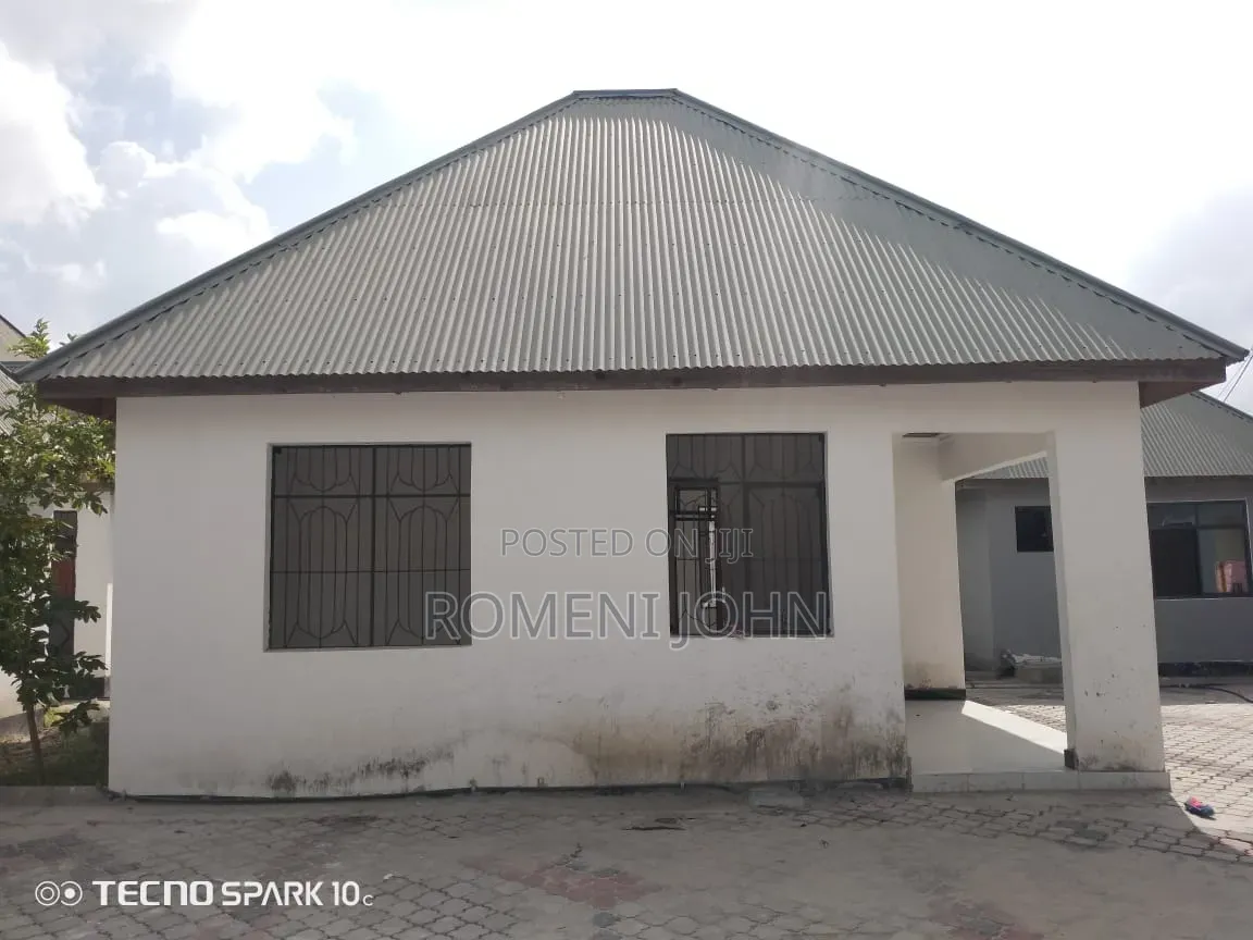 3bdrm Apartment in Tanzania Daresalaam., Ilala for rent