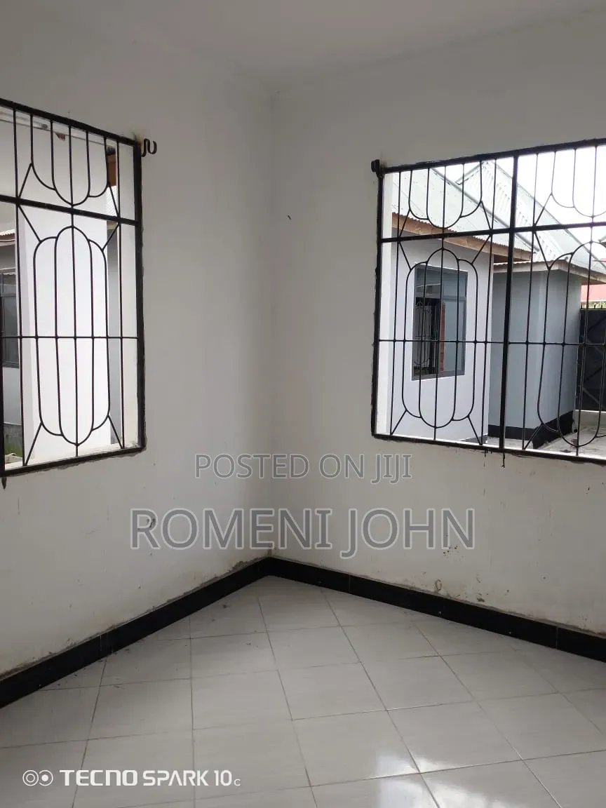 3bdrm Apartment in Tanzania Daresalaam., Ilala for rent