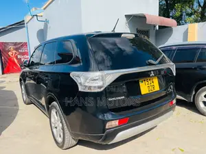 Mitsubishi Outlander 2014 Black