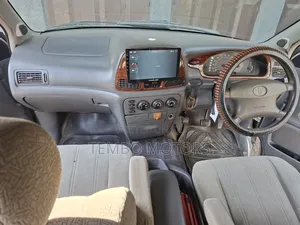 Toyota Noah 2001 Silver