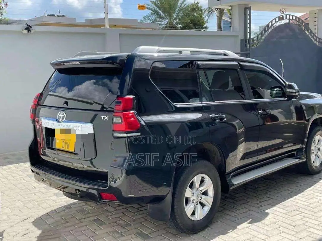 Toyota Land Cruiser Prado 2.7 2021 Black