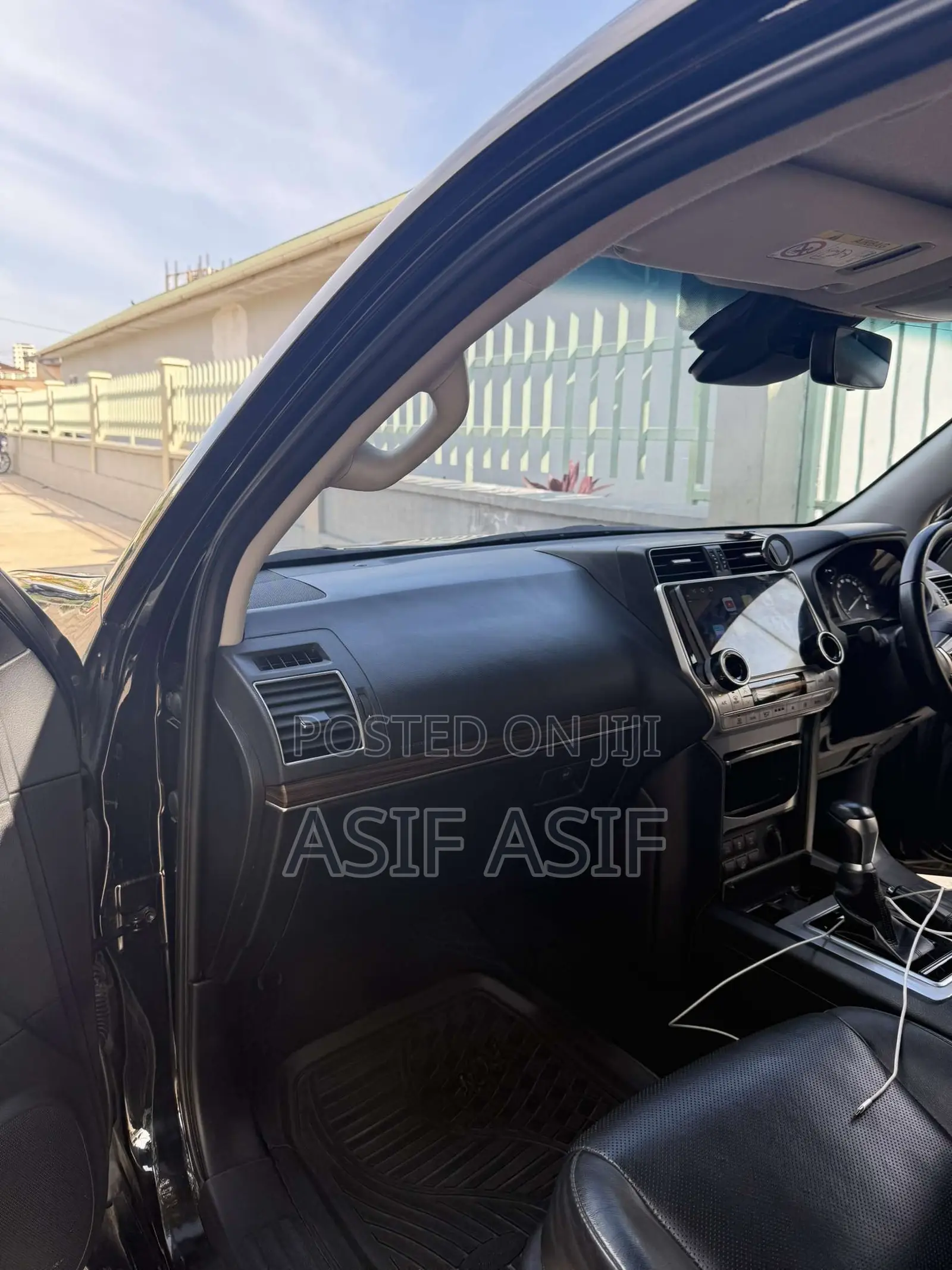 Toyota Land Cruiser Prado 2.7 2021 Black