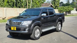 Toyota Hilux 2015