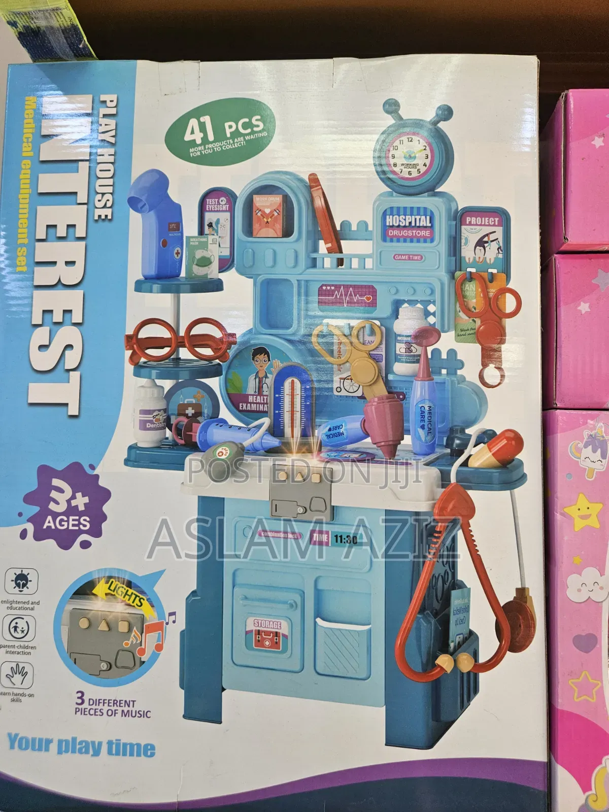 Toy Medical Equipment Set).