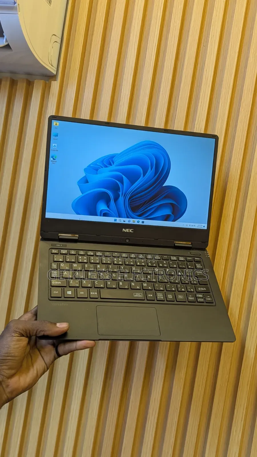 Laptop NEC 4GB Intel Core i5 SSD 128GB