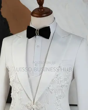  Suit's Men's White