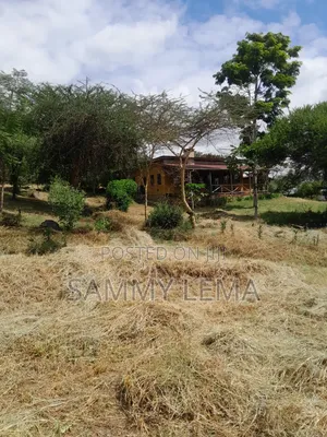5bdrm Farm House in Sammy Saidy Real, Mateves for sale