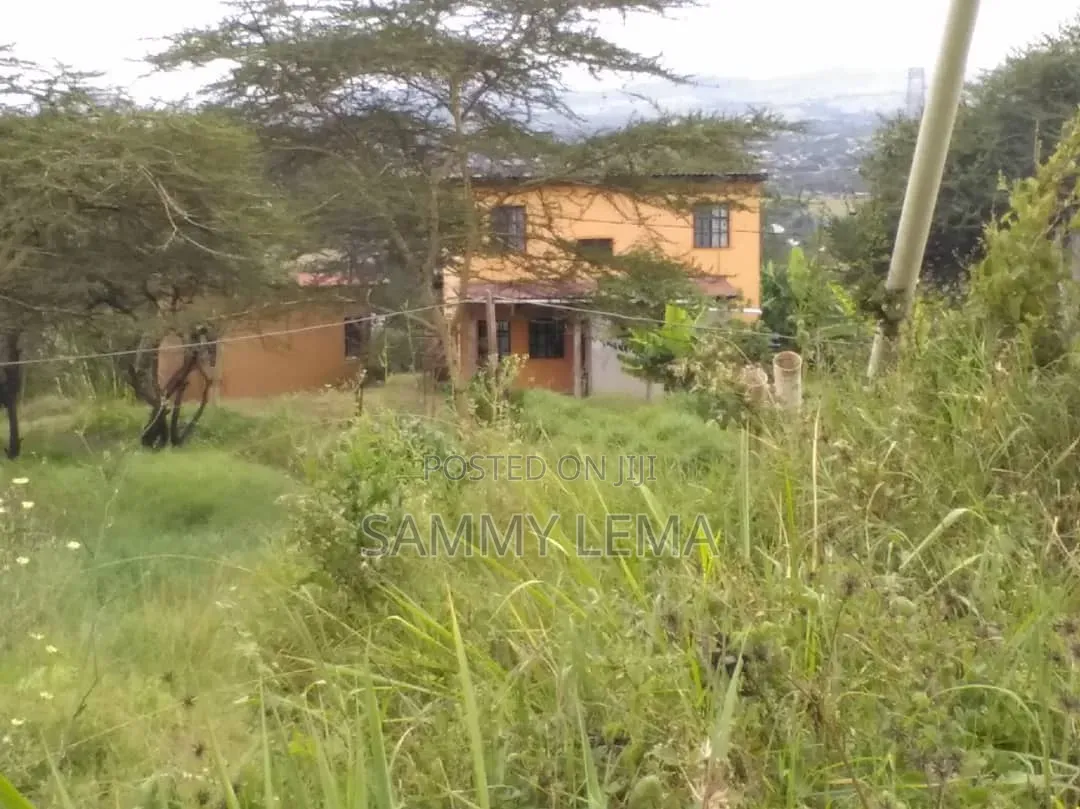 5bdrm Farm House in Sammy Saidy Real, Mateves for sale