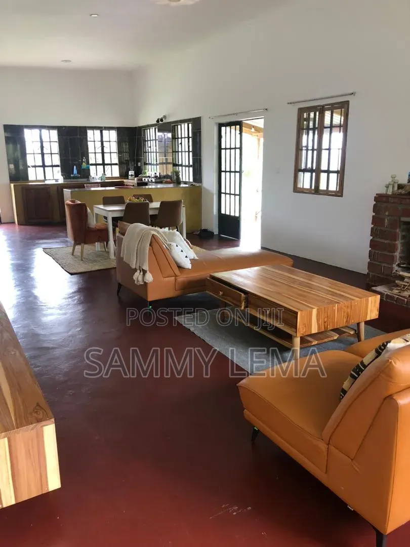 5bdrm Farm House in Sammy Saidy Real, Mateves for sale