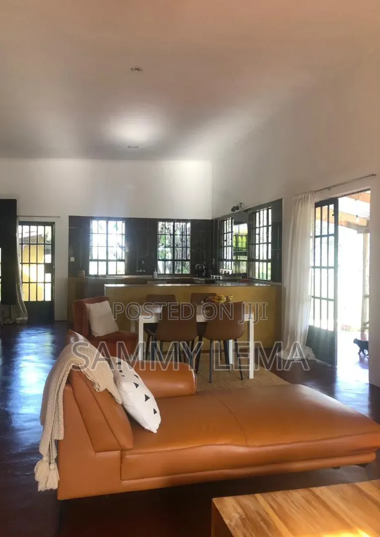 5bdrm Farm House in Sammy Saidy Real, Mateves for sale