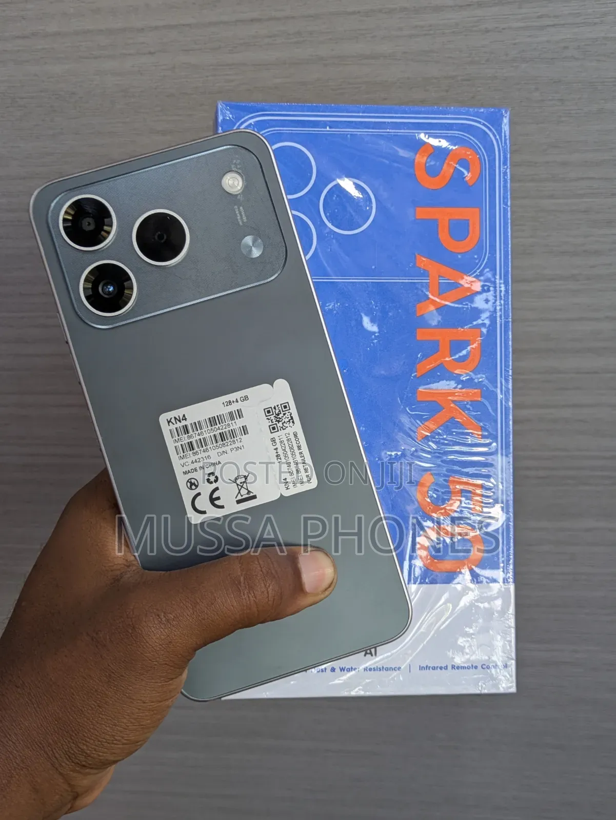 New Tecno Spark 50 128 GB Silver