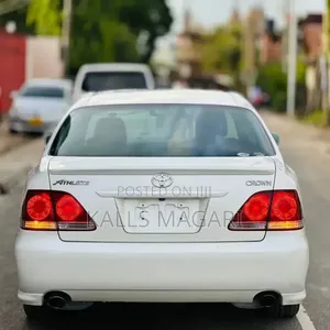 Toyota Crown 2004 White