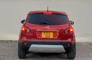Nissan Dualis 2009 Maroon